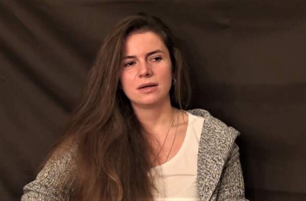 Актриса Цветкова рассказала, что ее избили в раздевалке из-за музыки на телефоне