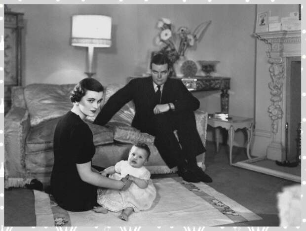 Маргарет и Чарльз с дочкой