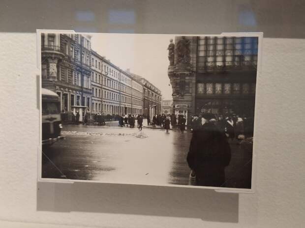 В Музее Булгакова показали ранний рассказ с героиней Аннушкой