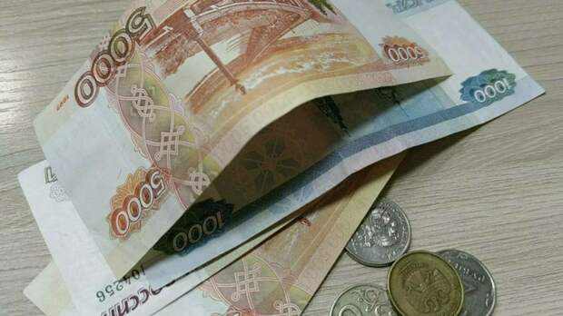 Медикам роддома № 2 в Барнауле задержали зарплату. Вопрос пришлось решать Минздраву