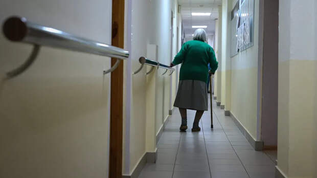 Сиделку частного пансионата в Новокузнецке шокировали условия содержания в нем