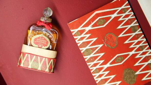 Выставка «Красная Москва. Женщина в большом городе»