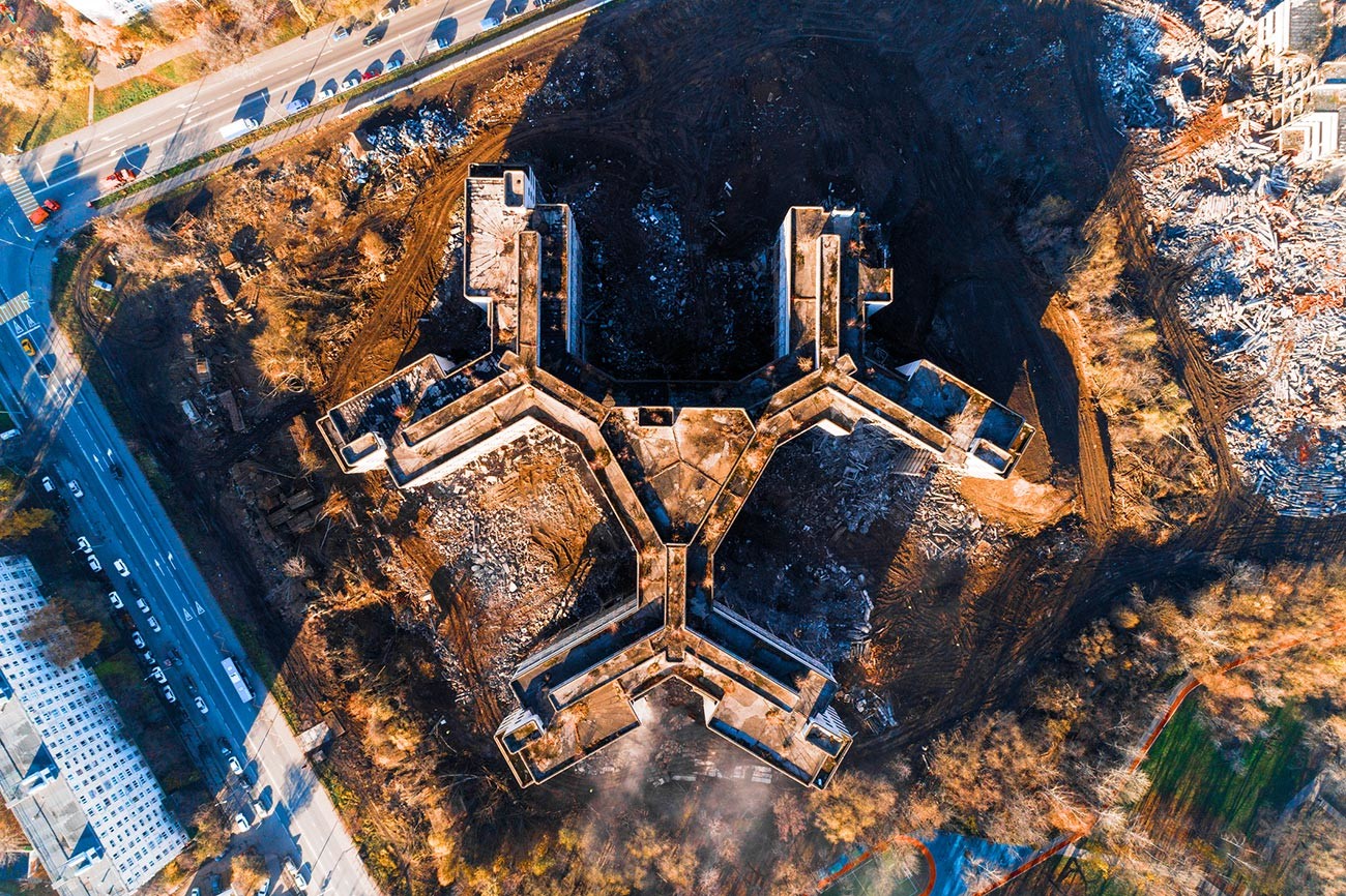 50 самых живописных заброшенных мест России (ФОТО)