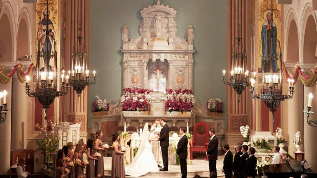 Бритни Спирс пожаловалась, что ей не разрешили провести свадьбу в католической церкви