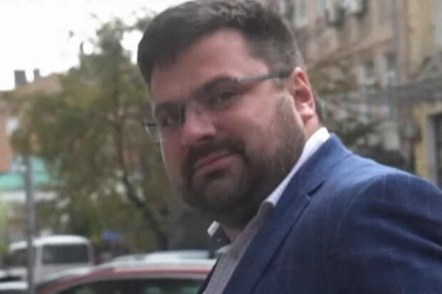 Вез валюту мешками, отсидел в тюрьме. Почему экс-генерал СБУ сбежал с Украины