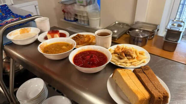 В Ялте родители могут проверить качество питания в школьных столовых