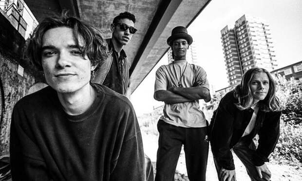 Групповое фото The Prodigy от Westway в Лондоне, 1991 год