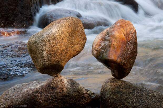 Удивительный баланс камней, фото