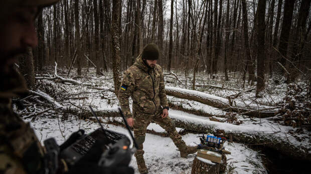 РИА Новости: командир ВСУ пытался успокоить военного дыхательной техникой