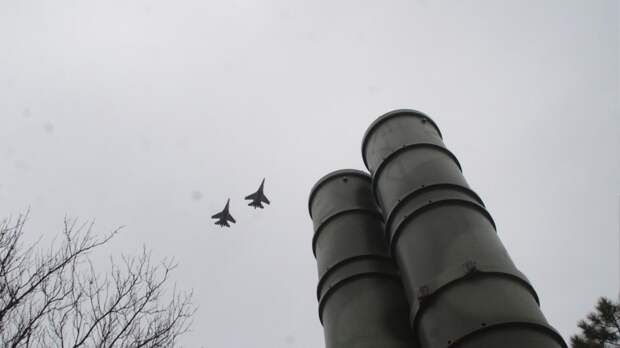 Власти Крыма сообщили о возможной работе системы ПВО над Евпаторией