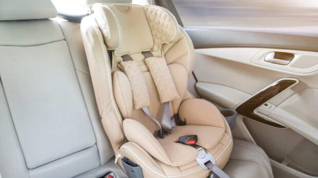 В России ужесточены правила перевозки детей в автомобиле