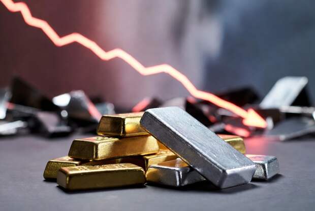 Цены на золото и серебро упали 30 января на фоне распродажи активов