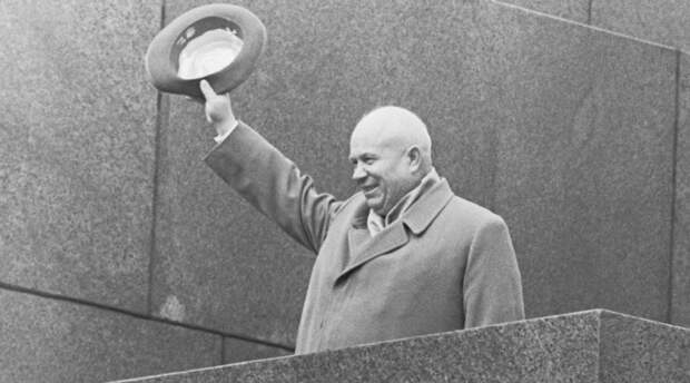 Кем был четвертый глава СССР Никита Хрущев до революции
