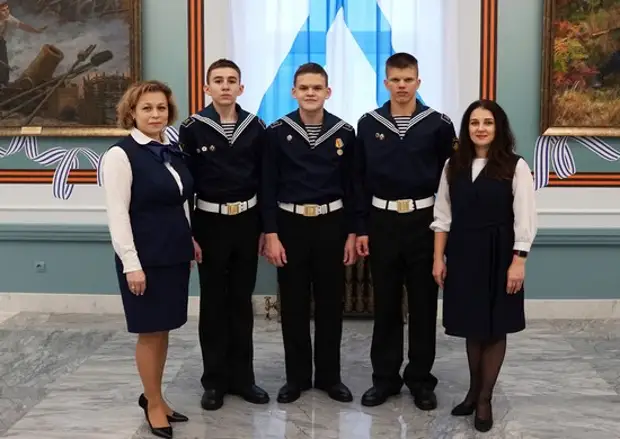 Воспитанники Нахимовского военно-морского училища стали призерами всеармейского конкурса по английскому языку