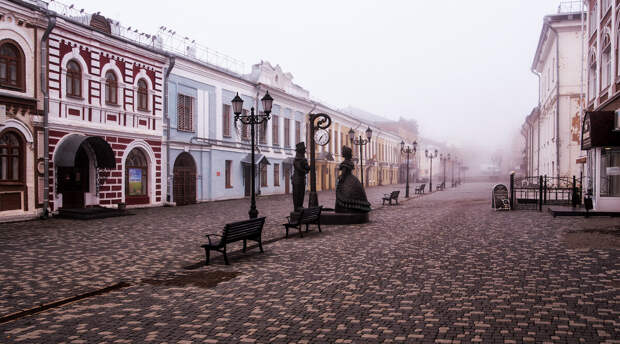 прогулочной улице Спасская  на рассвете