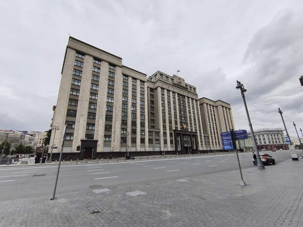 Володин рассказал о жёстком законопроекте по трудовым мигрантам и их семьям