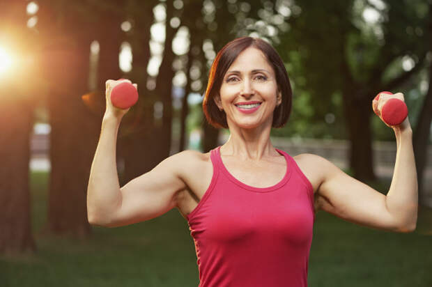 Возможно ли похудеть женщинам после 40-50 лет: диетолог разрушает популярный миф
