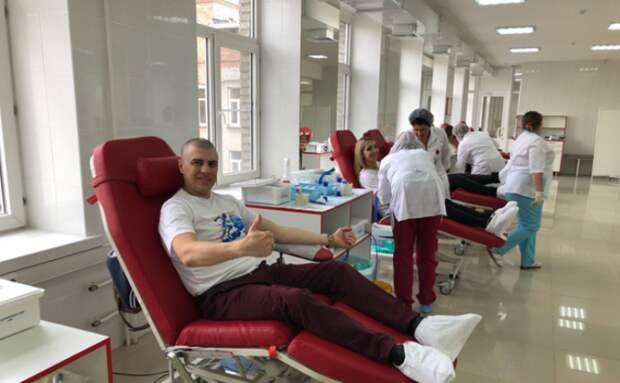 О пользе донорства для мужчин рассказала директор центра крови в Новосибирске