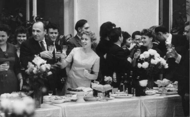 1963. Защита диссертации