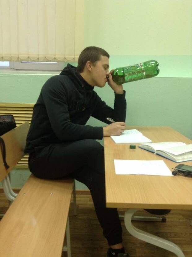 Не ПТУ, а колледж. Шокирующие кадры из среднеспециальных учебных заведений