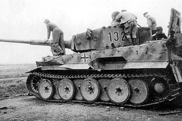 tank-tigr-t-6-vtoraya-mirovaya