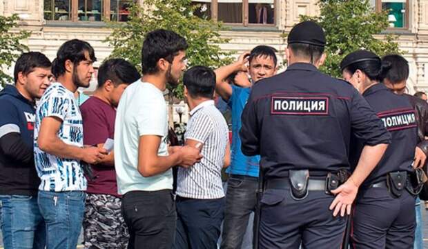 Массовая схватка в Москве: больше гастарбайтеров – хороших и разных!