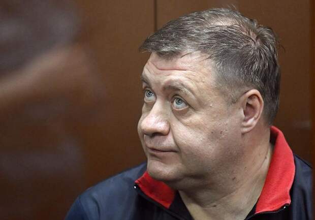 Заявлявший о принуждении к взяткам экс-замглавы Курской области получил срок