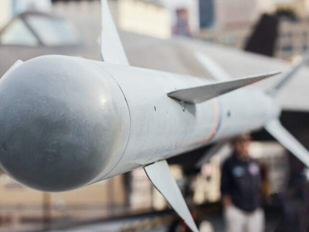 Предполагаемое испытание гиперзвуковой ракеты Dark Eagle прошло в США