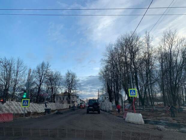 Торопец благоустраивают к празднованию 950-летия первого летописного упоминания города - фоторепортаж Торопец благоустраивают к празднованию 950-летия первого летописного упоминания города - фоторепортаж