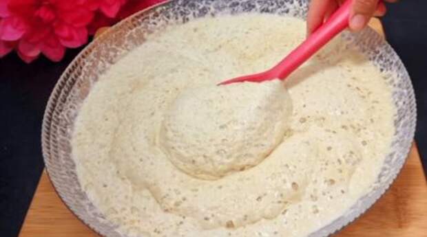 Попробуйте взбить чеснок вместе с кефиром. Необычный, вкусный и забытый рецепт 60-х годов.