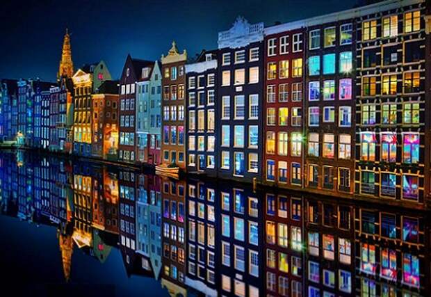amsterdam-at-night