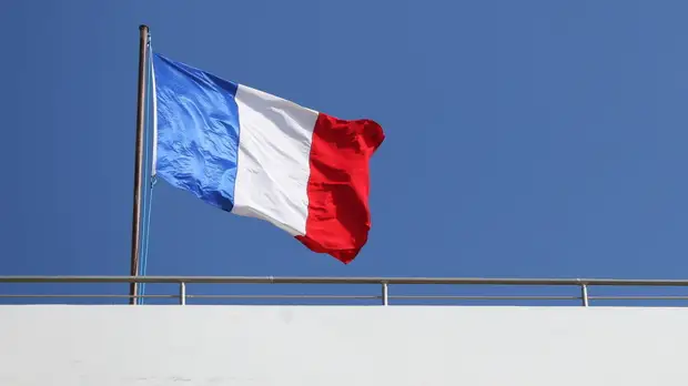 В МИД Франции выступили за «требовательный диалог» с Россией