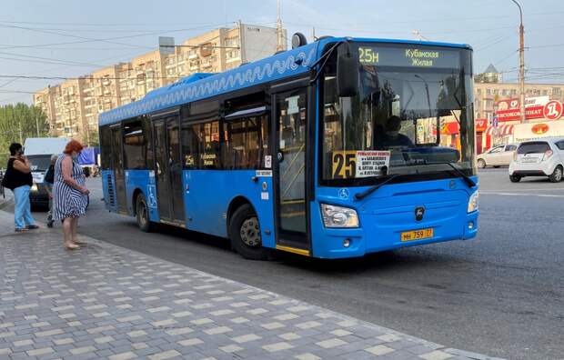 В Астрахани будут решать судьбу собянинских автобусов