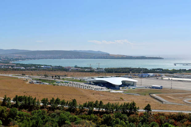 Росавиация: дополнительные ограничения введены в аэропорту Геленджика