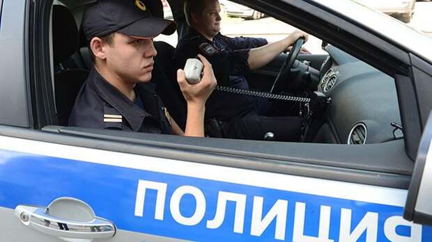 На западе Москвы похитили Mercedes за 9 млн рублей