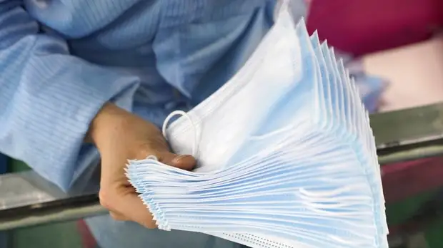 В Казахстане опровергли сообщение о запрете экспорта медицинских масок