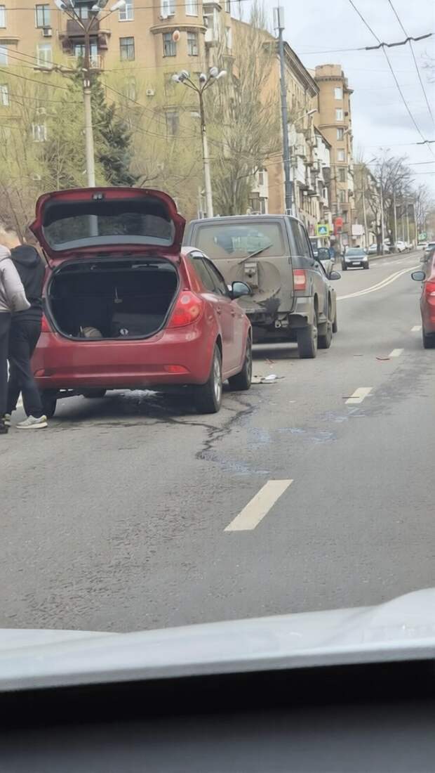 ДТП с участием 3 авто на ул. Университетской, напротив парк