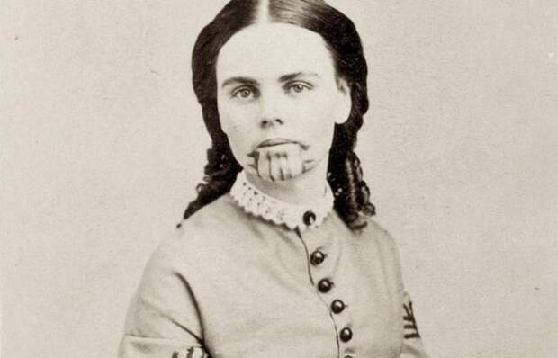 Принудительные татуировки племени Мохаве. Принудительные татуировки племени Мохаве.