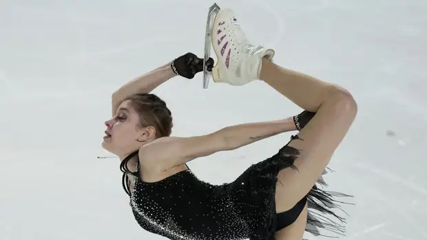 Косторная объяснила отказ от тройного акселя в короткой программе на Гран-при Франции