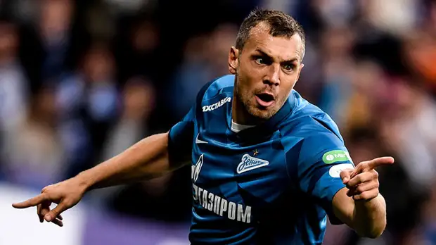 Кержаков уверен, что Дзюба мог бы заиграть в европейском топ-клубе