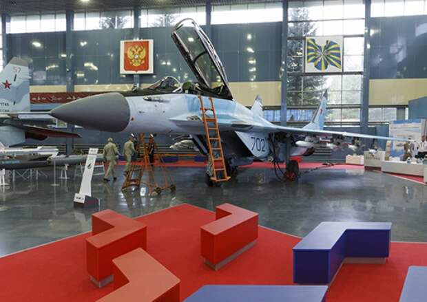 Новейший истребитель Су-57 ВКС России