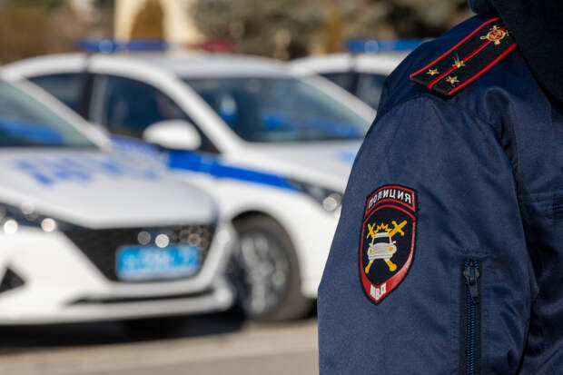 Девочку-подростка из Киреевска нашли в такси в Узловой