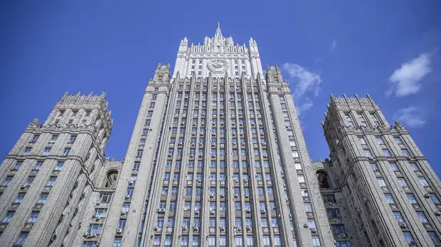 В МИД РФ назвали театром абсурда кампанию США по исключению России из СПЧ