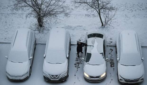 Москвичи могут продлить абонемент на парковку со шлагбаумом на февраль до 26 января