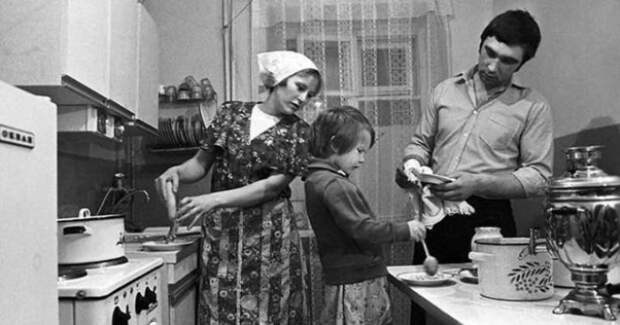 Несколько хитростей, помогавших советским женщинам вести хозяйство