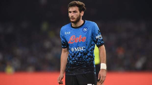 Президент «Наполи» рассказал о проблемах с подписанием Хвичи