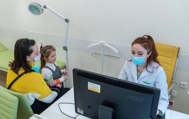 Поликлиники и прививочные пункты 23 февраля в районе Выхино-Жулебино будут работать
