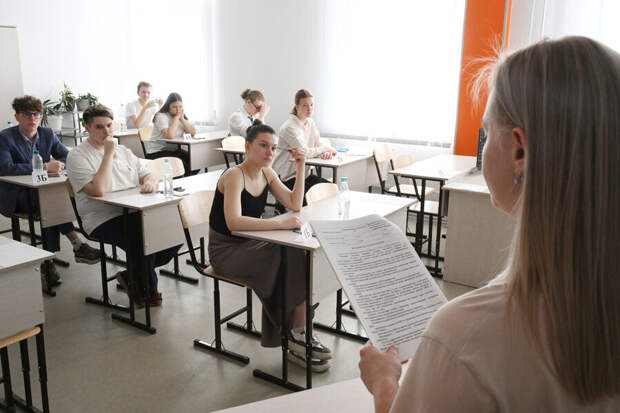 Депутат Скрозникова: структура ЕГЭ сохранится, но формулировки уточнят