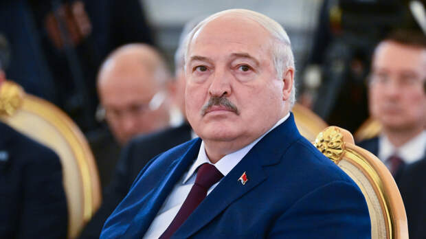 Лукашенко обратился к белорусским военным