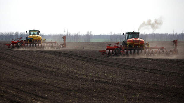 В Госдуме предложили снизить пенсионный возраст работникам АПК